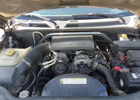 2008 Jeep Commander Sport from USA, damaged, VIN 1J8HG48K38C154863